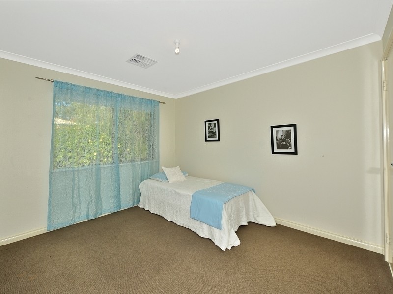 39 Honeytree Place, Falcon WA 6210