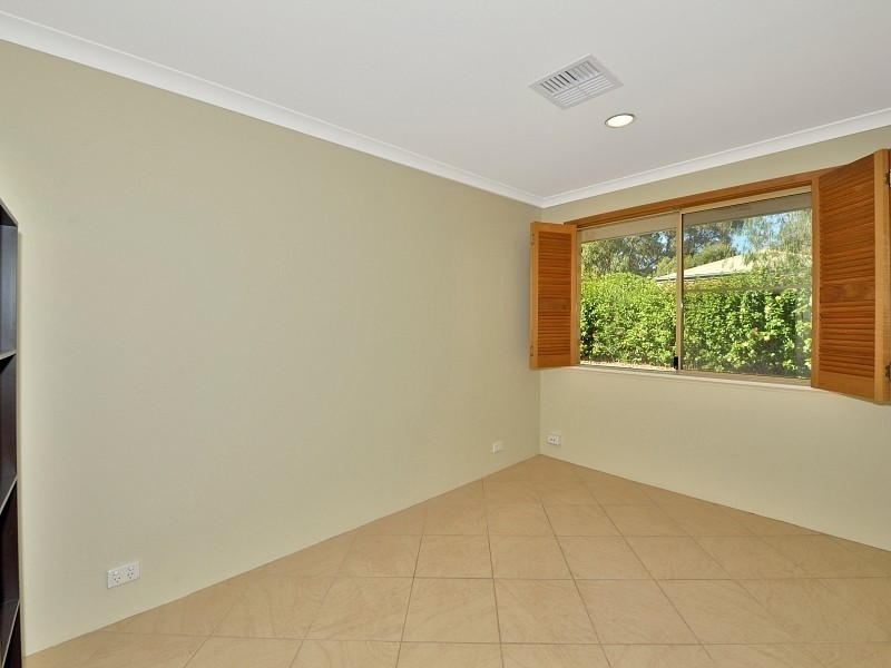 39 Honeytree Place, Falcon WA 6210