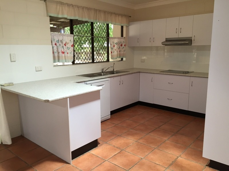 194 Mount Low Parkway, Mount Low QLD 4818