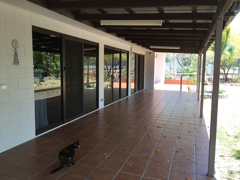 194 Mount Low Parkway, Mount Low QLD 4818