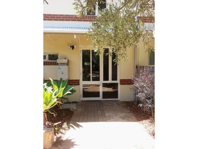 4/5  Fortescue, East Fremantle WA 6158