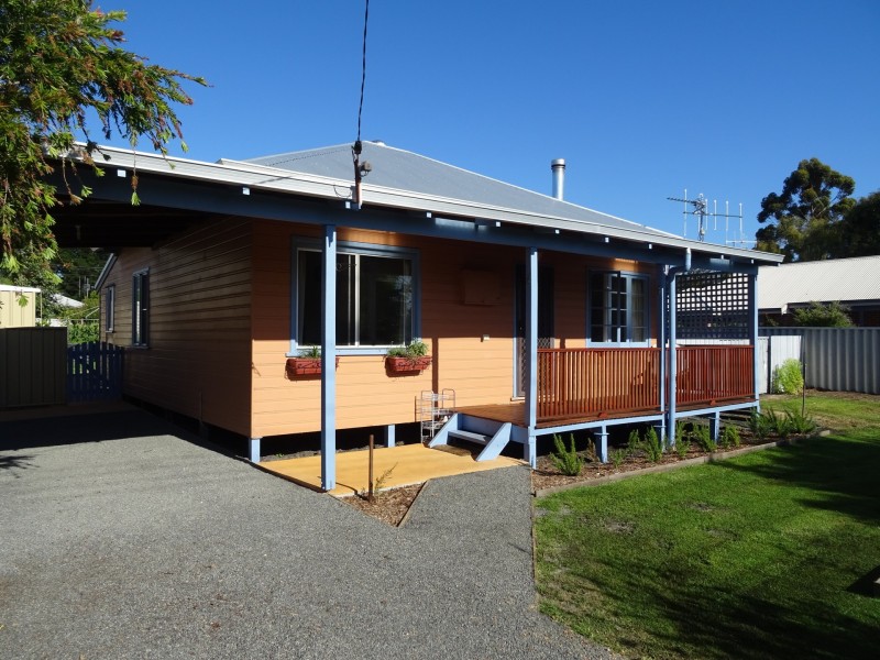 13 Parry Street, Denmark WA 6333