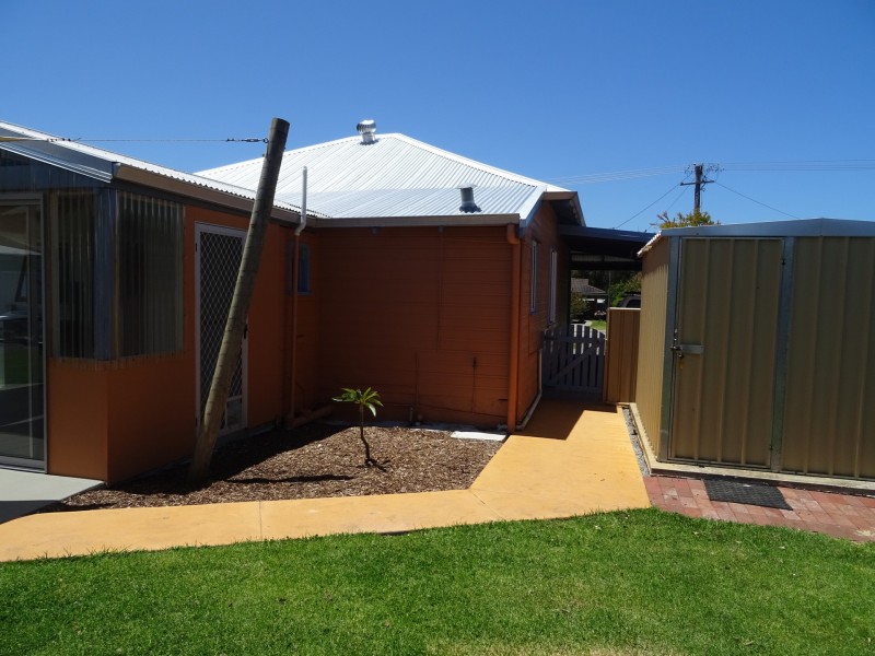13 Parry Street, Denmark WA 6333
