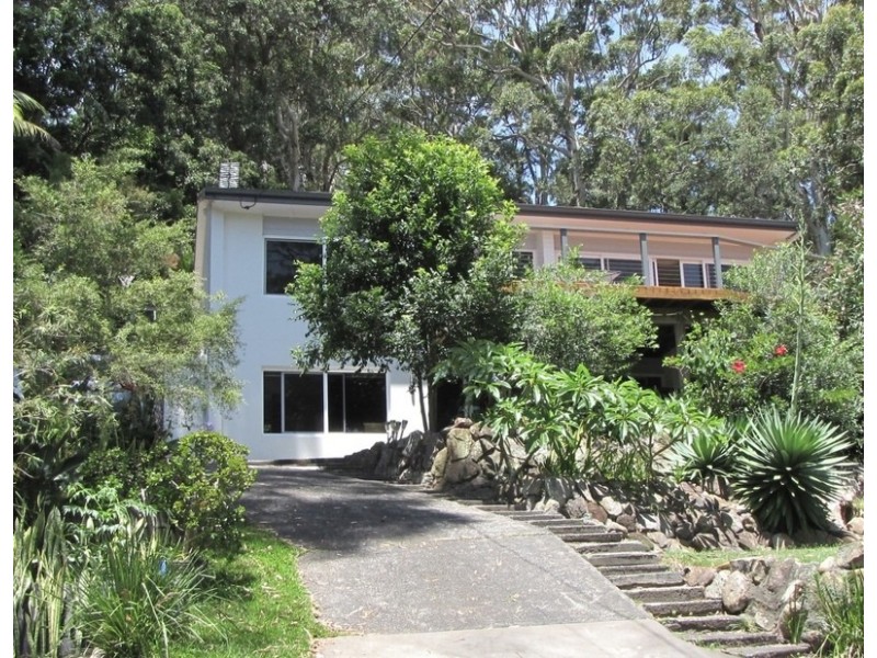 19 Plantation Place, Avoca Beach NSW 2251