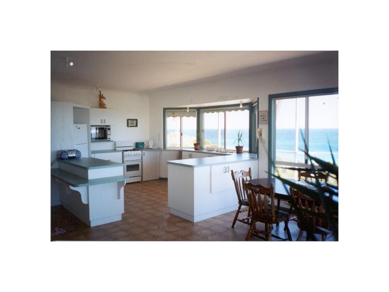 9 Bay Crescent, Peppermint Grove Beach WA 6271