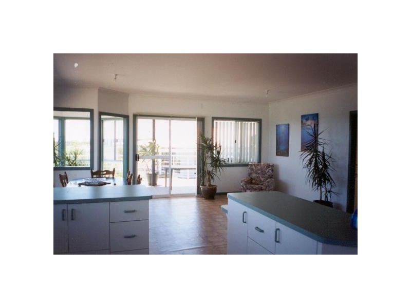 9 Bay Crescent, Peppermint Grove Beach WA 6271