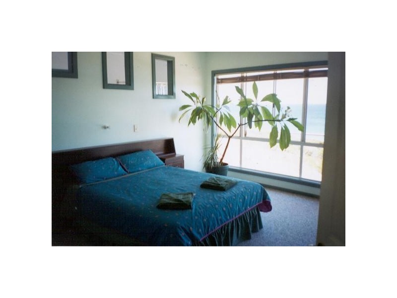 9 Bay Crescent, Peppermint Grove Beach WA 6271