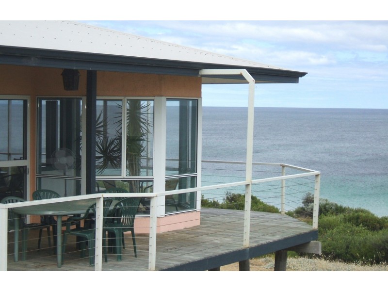 9 Bay Crescent, Peppermint Grove Beach WA 6271