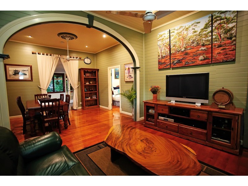 23 Ralston Street, West End QLD 4810