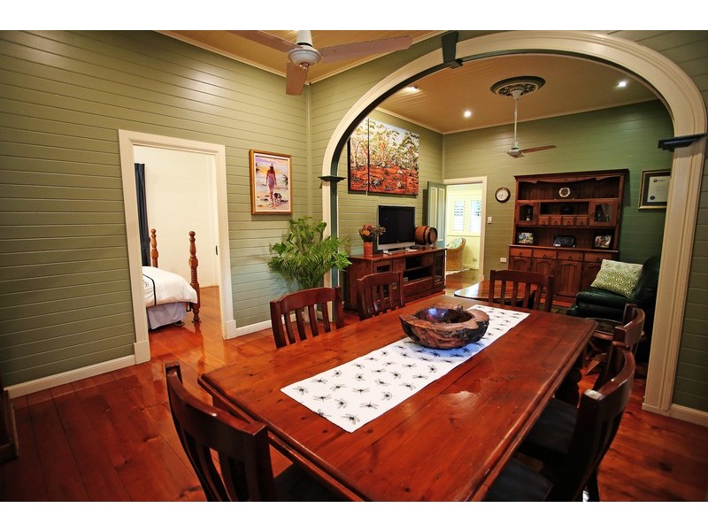 23 Ralston Street, West End QLD 4810