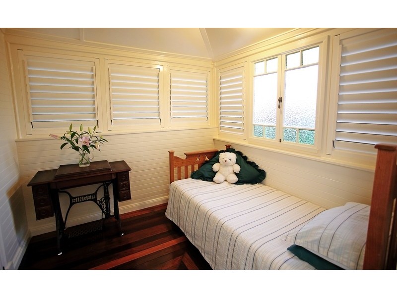 23 Ralston Street, West End QLD 4810