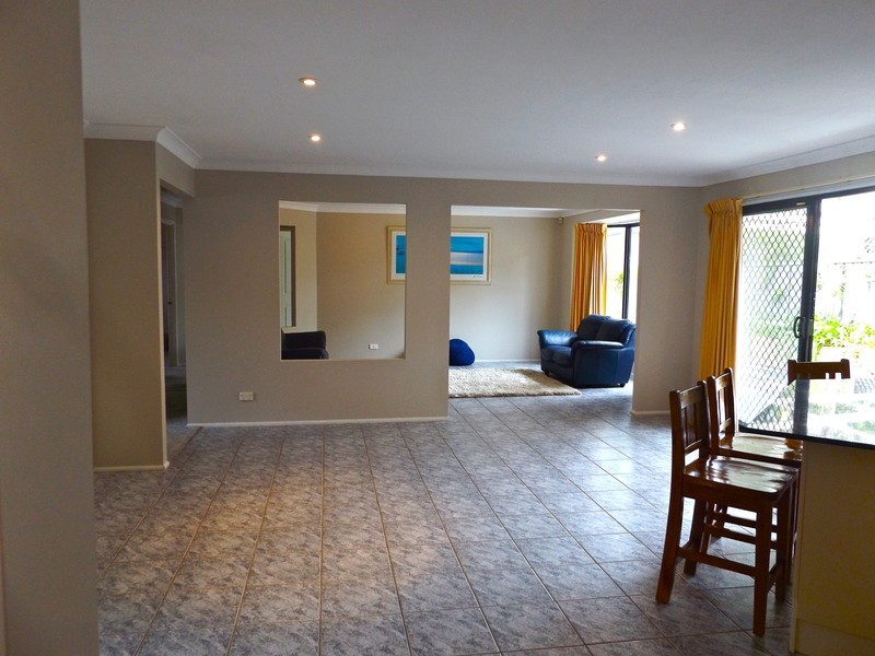 6 Bailey Street, Brightwaters NSW 2264