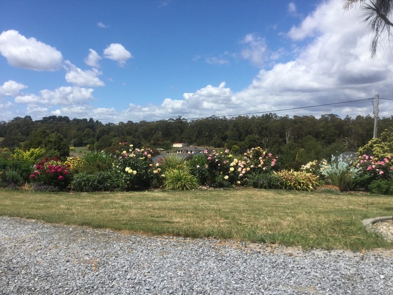 8 Pedley Place, Legana TAS 7277