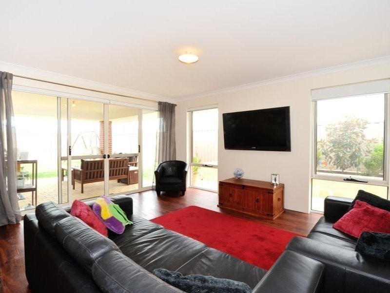 6 Elsinge Link, Baldivis WA 6171