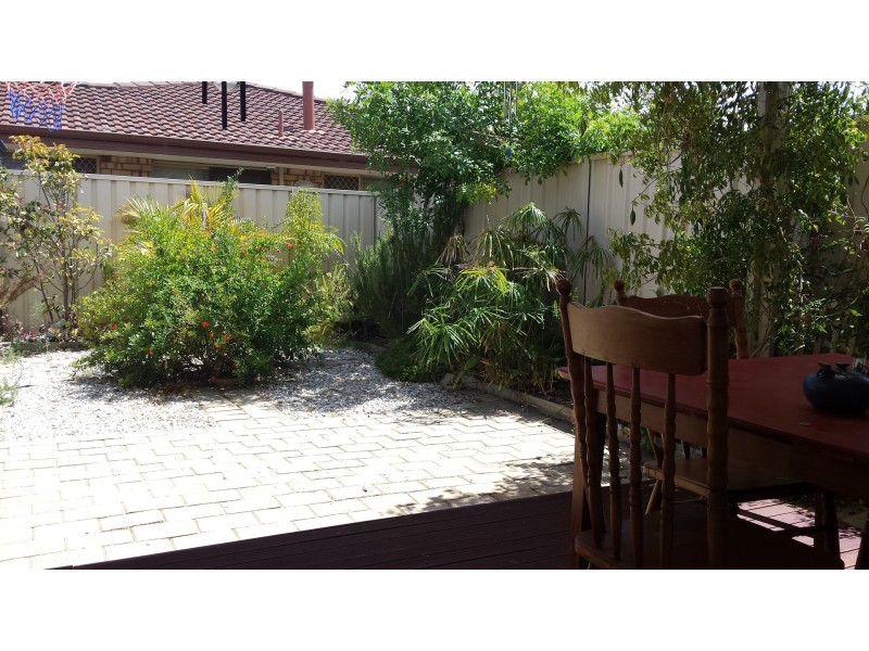 8/8 Merope Close, Rockingham WA 6168