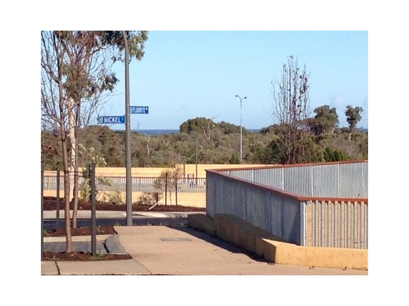 9B Emerald Way, Carine WA 6020