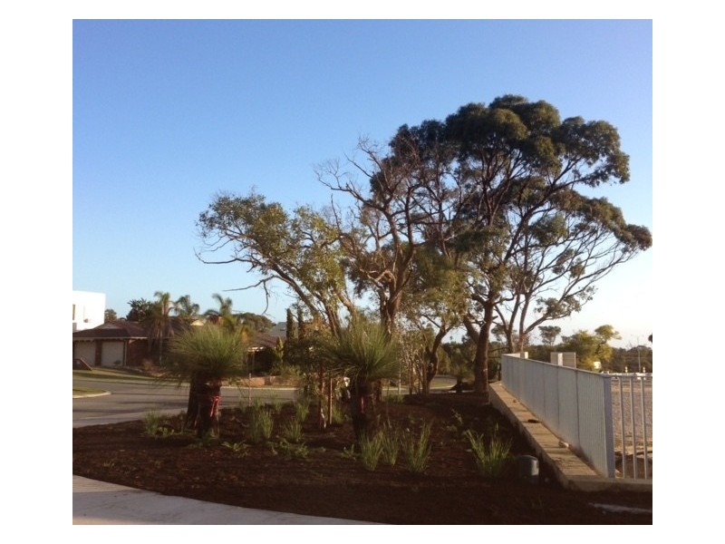 9B Emerald Way, Carine WA 6020