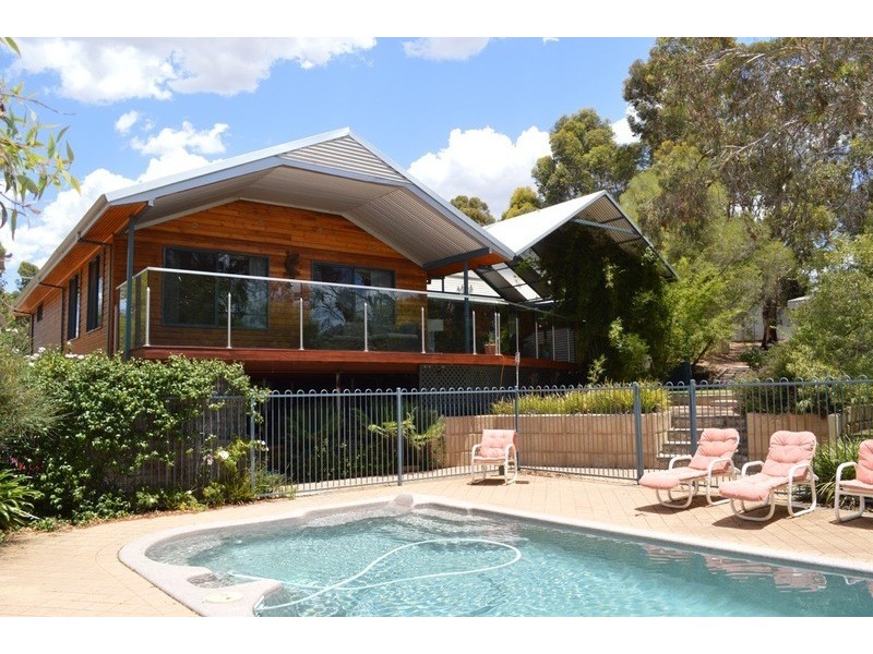 4 Nichols Place, Boddington WA 6390