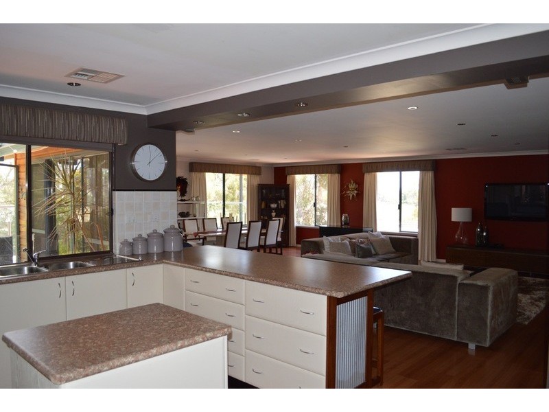 4 Nichols Place, Boddington WA 6390