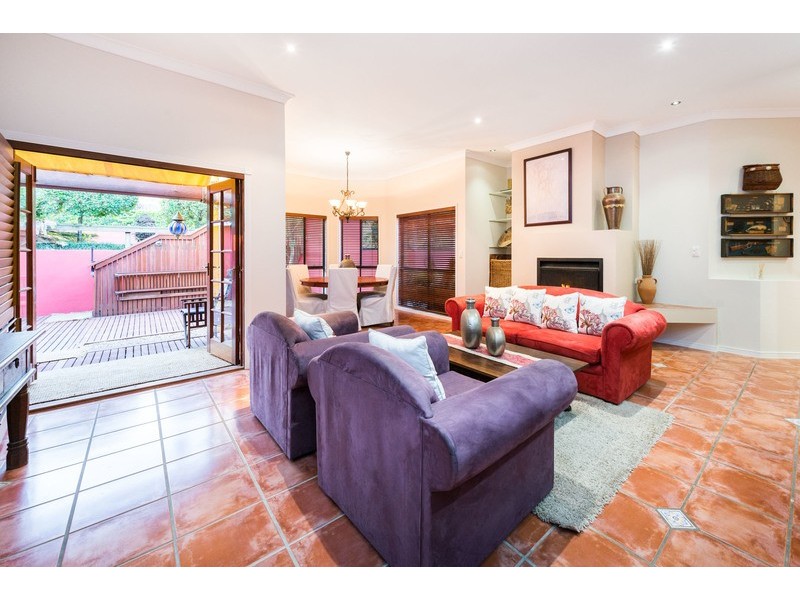 25 Oak Place, Mackenzie QLD 4156