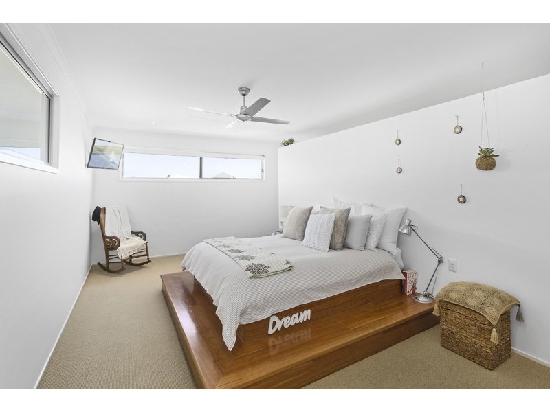 2 Petrel Place, Casuarina NSW 2487