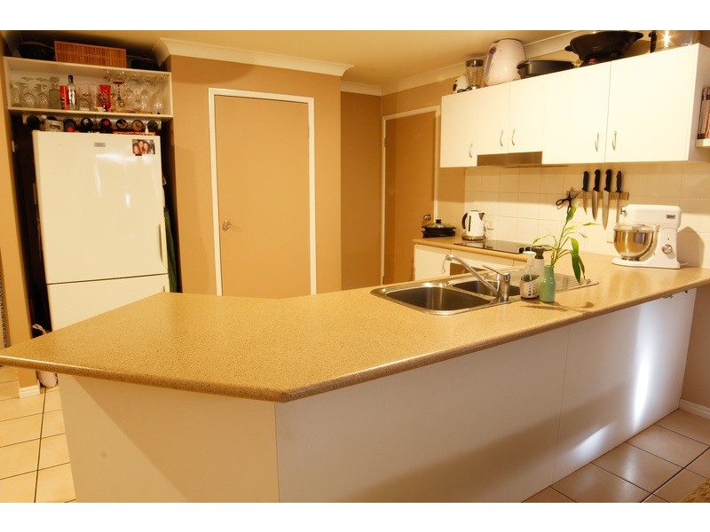 40  Vanessa Court, Camira QLD 4300