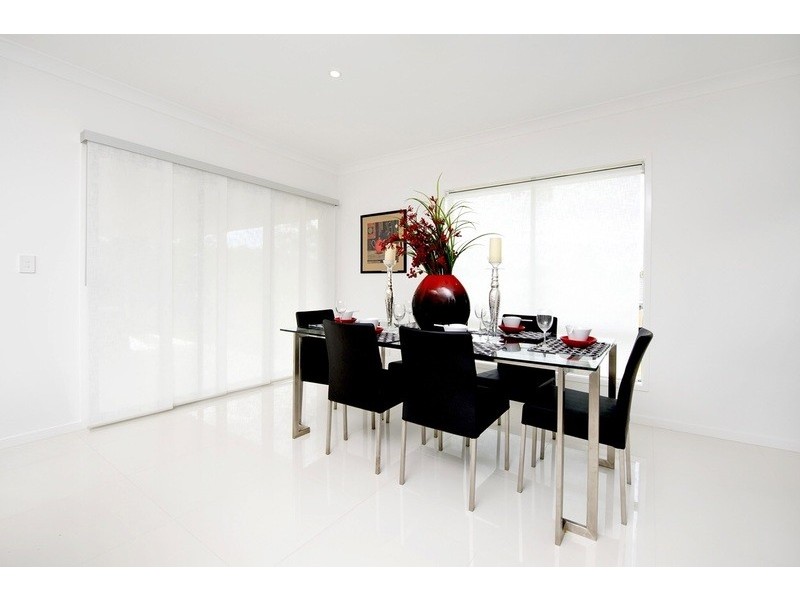 4 Wildwood Crescent, Jimboomba QLD 4280