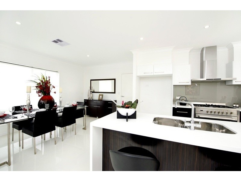 4 Wildwood Crescent, Jimboomba QLD 4280