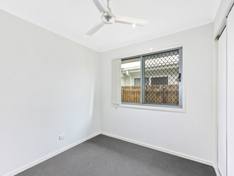 8 Edmund Close, Springfield Lakes QLD 4300
