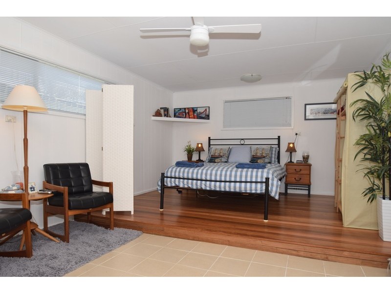 25 Woolstencraft Street, Shoalhaven Heads NSW 2535