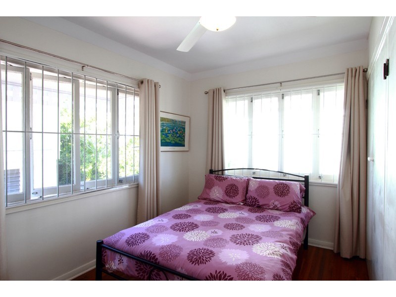 2/30 Cleveland Terrace, Townsville City QLD 4810