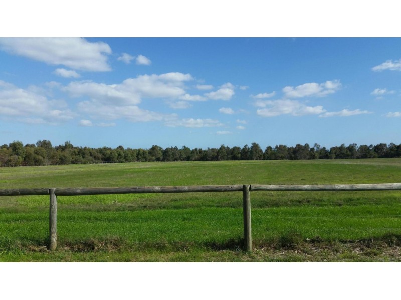 14 Ironguard Road, Mardella WA 6125