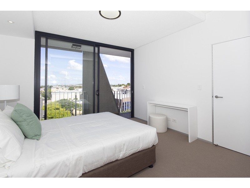 504/77 Jurgens Street, Woolloongabba QLD 4102