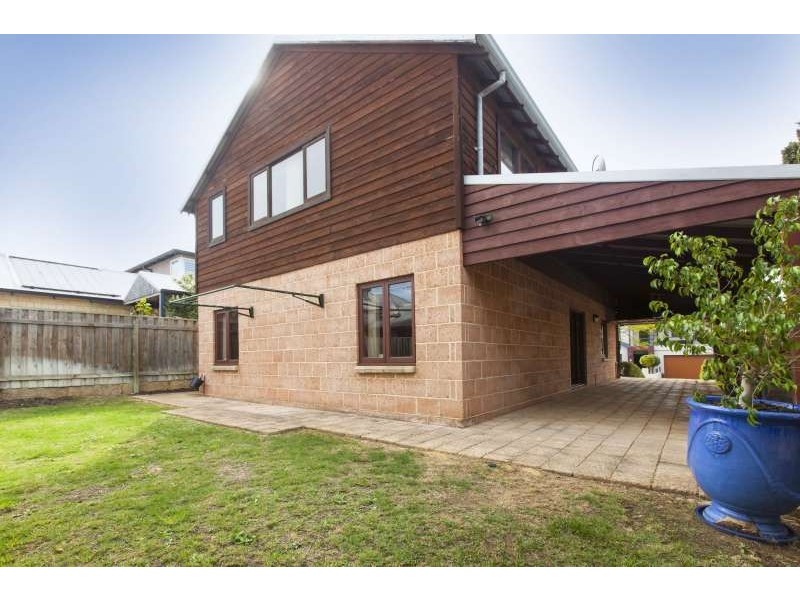 3 Polo Way, East Fremantle WA 6158