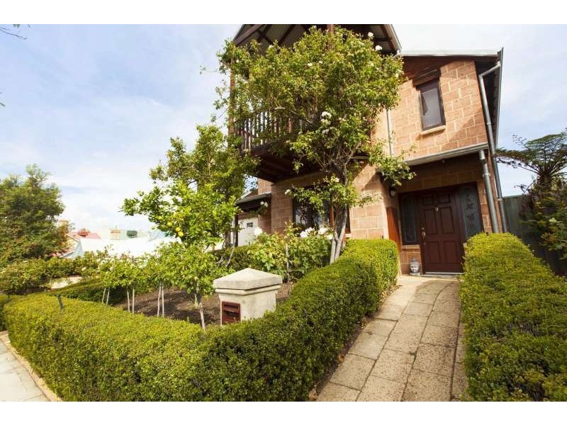 3 Polo Way, East Fremantle WA 6158