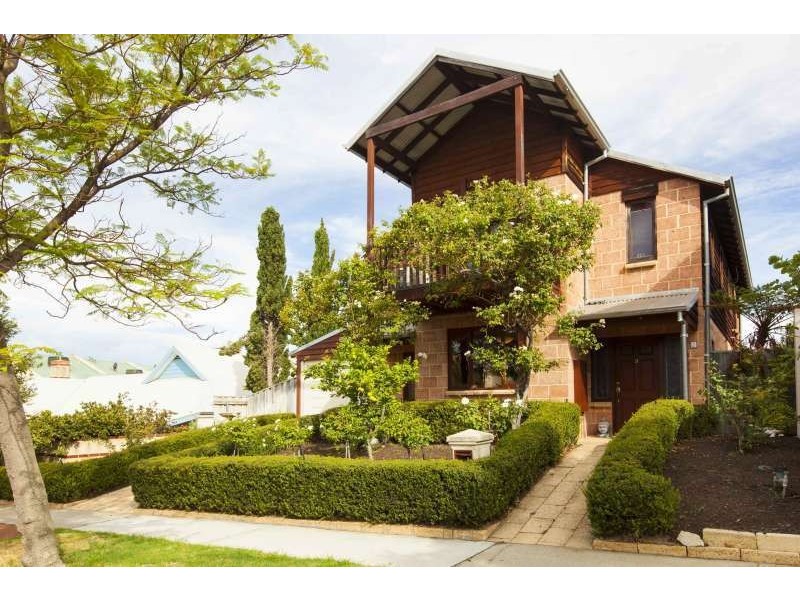 3 Polo Way, East Fremantle WA 6158