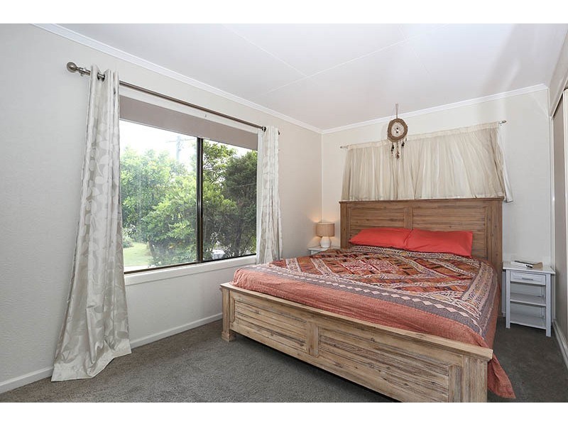 12 Talwong Street, Manly West QLD 4179