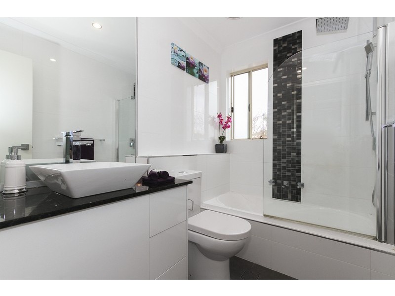 5 Fairetha ct, Ascot WA 6104