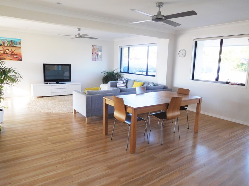 15 Rabaul Avenue, Runaway Bay QLD 4216