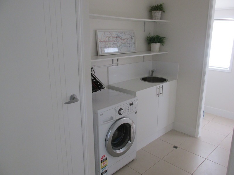 15 Rabaul Avenue, Runaway Bay QLD 4216