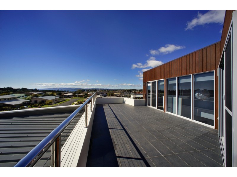 4 Cromwell Crescent, Devonport TAS 7310