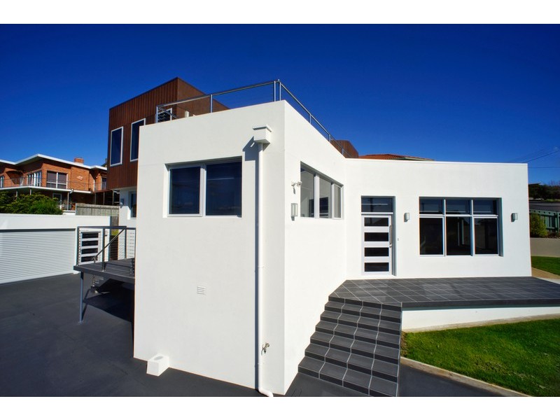 4 Cromwell Crescent, Devonport TAS 7310