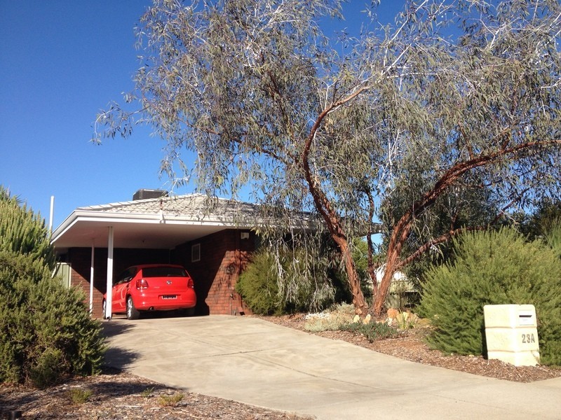 23A Braibrise Road, Wilson WA 6107