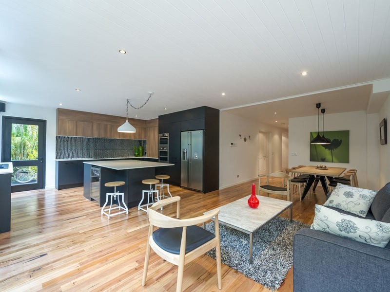 110 Jerrang Street, Indooroopilly QLD 4068