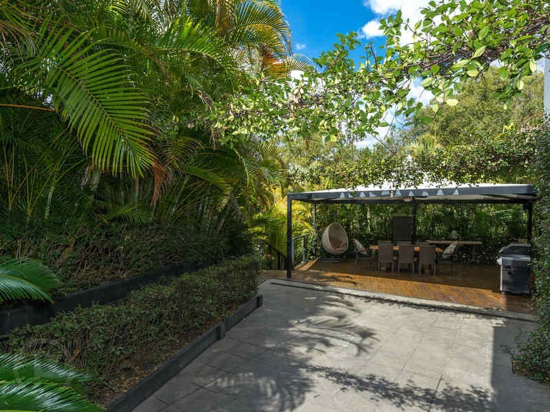 110 Jerrang Street, Indooroopilly QLD 4068