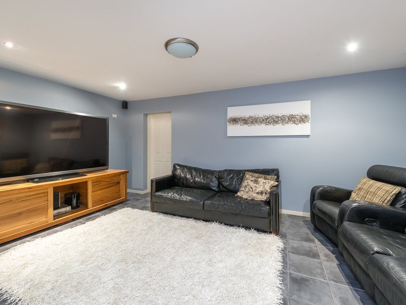 110 Jerrang Street, Indooroopilly QLD 4068