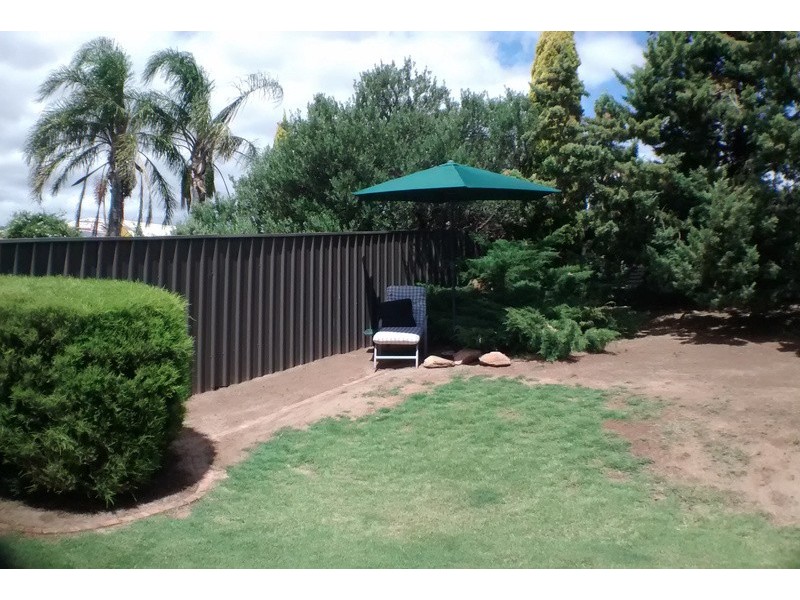 2 Keith Court, Woodcroft SA 5162