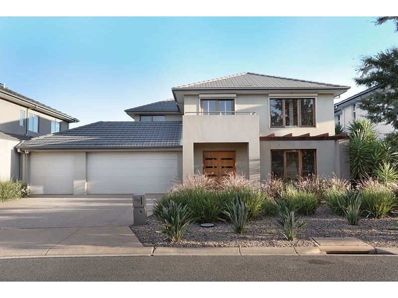 39 Vaucluse Boulevard, Sanctuary Lakes VIC 3030