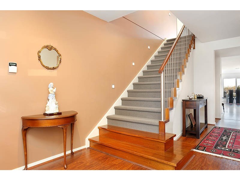 39 Vaucluse Boulevard, Sanctuary Lakes VIC 3030