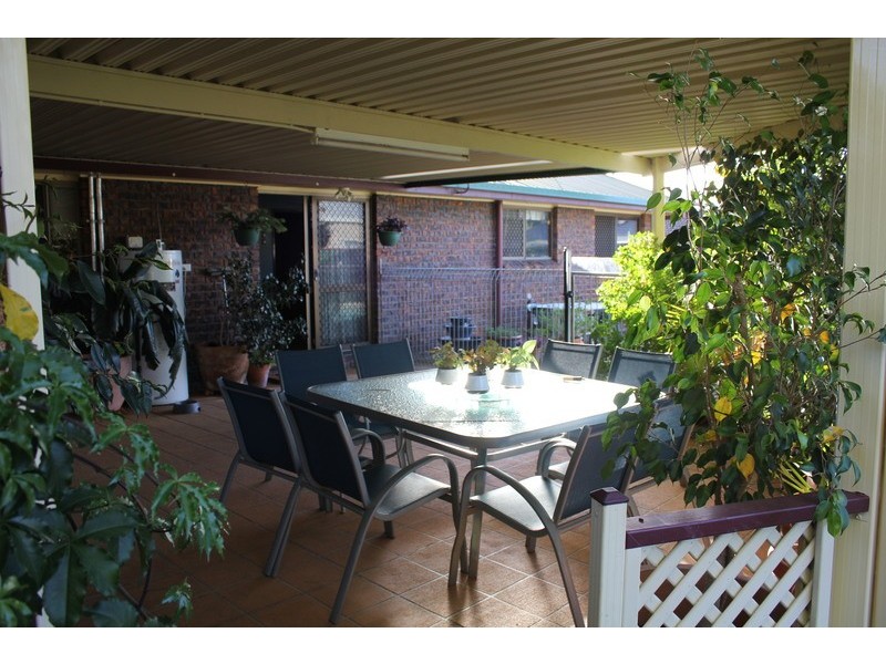 2 Dendron Street, Shailer Park QLD 4128